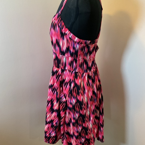 12. Express Pink and Black Patterned Sleeveless Midi Dress Size Large - Picture 4 of 7